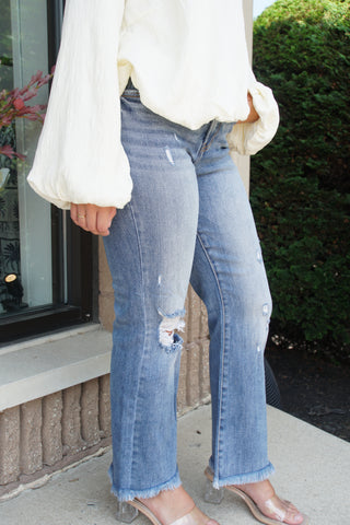 Dark High Rise Bootcut Fray Jean