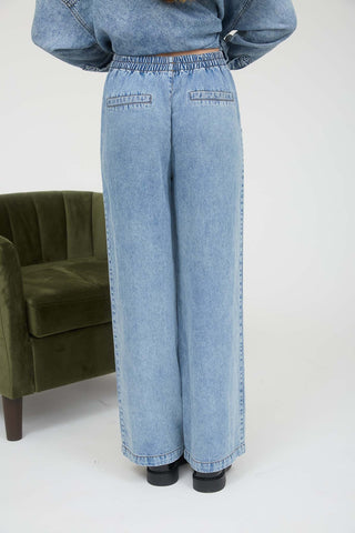 Chambray Elastic Waist Wide Leg Pant