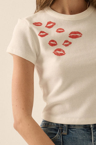 Kiss Print Cropped Graphic Baby Tee