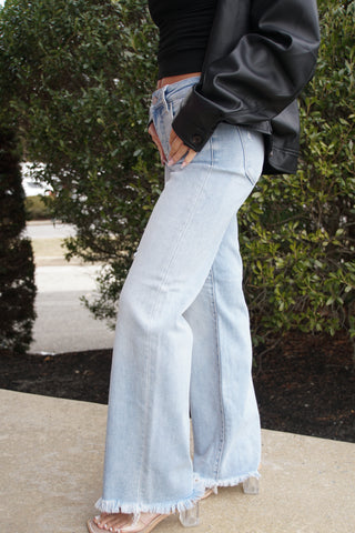 Reese Mid Rise Straight Frayed Jean