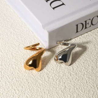 Wrap Around Heart Ring: Gold