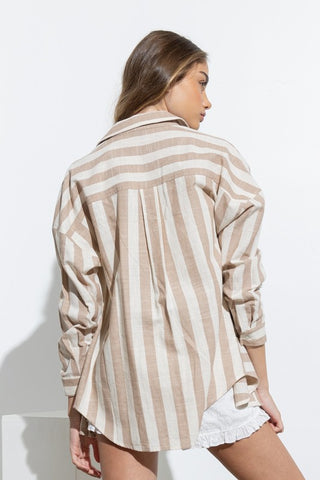 taupe button.jpg